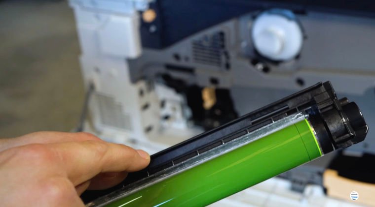 How to Replace Drum on Xerox AltaLink B8100_C8100_Step 5_1