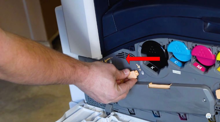 How to Replace Drum on Xerox AltaLink C8000_B8000_Step 1_1