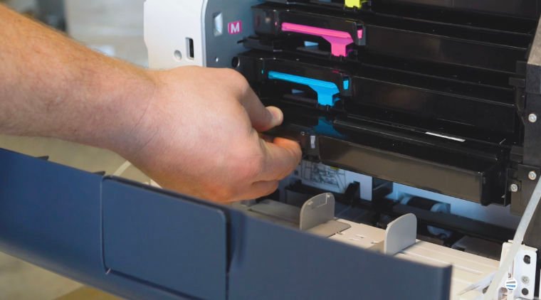 How to Replace Toner on Xerox VersaLink C400_C405_Step 3