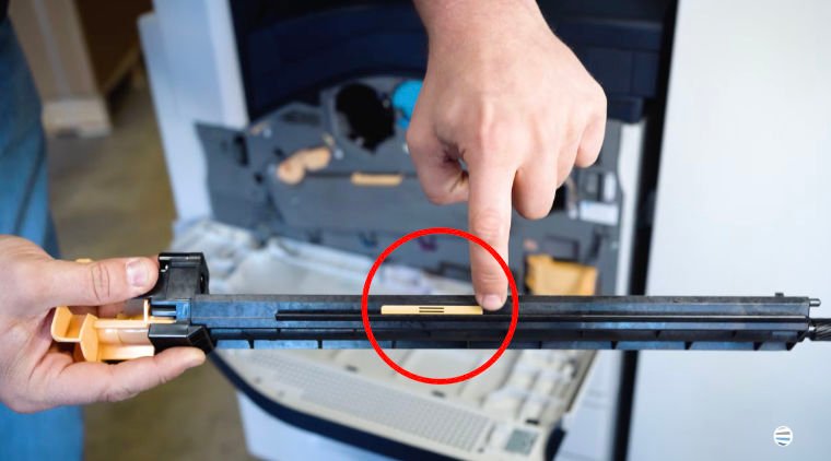How to Replace Transfer Belt Cleaner on Xerox AltaLink C8000 or B8000 Series_Step 6