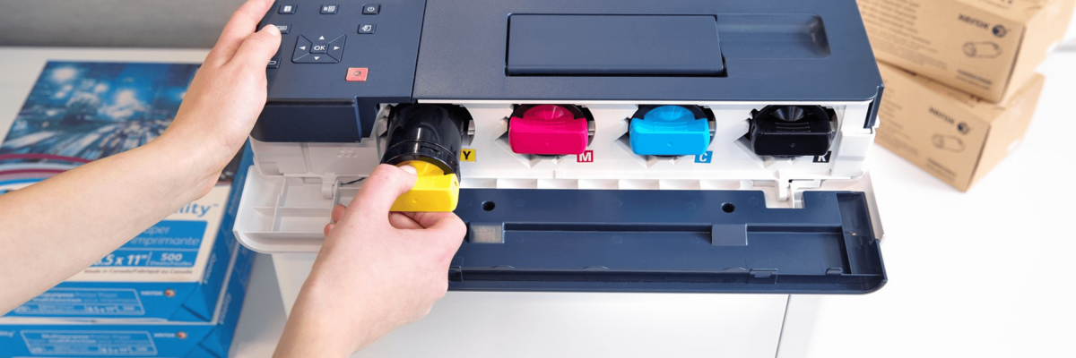Hand changing toner